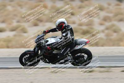 media/May-05-2025-Moto Forza (Mon) [[3c1838c5e5]]/2-B Group/Session 3 (Panning Test Turn 14 Inside)/